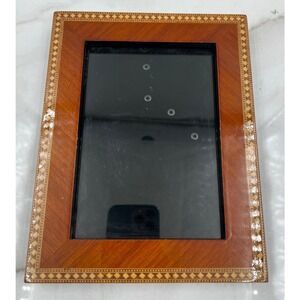 VTG Sicura Inlaid Wood Frame 5x7 Picture Frame Ferrara Natural 2506-57DINA